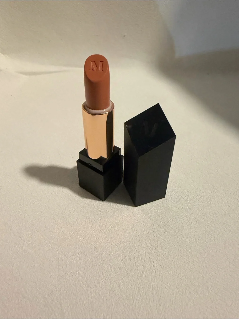 Morphe Mega Matte Lipstick - Shade “Kissy Face” New Unboxed DISCONTINUED